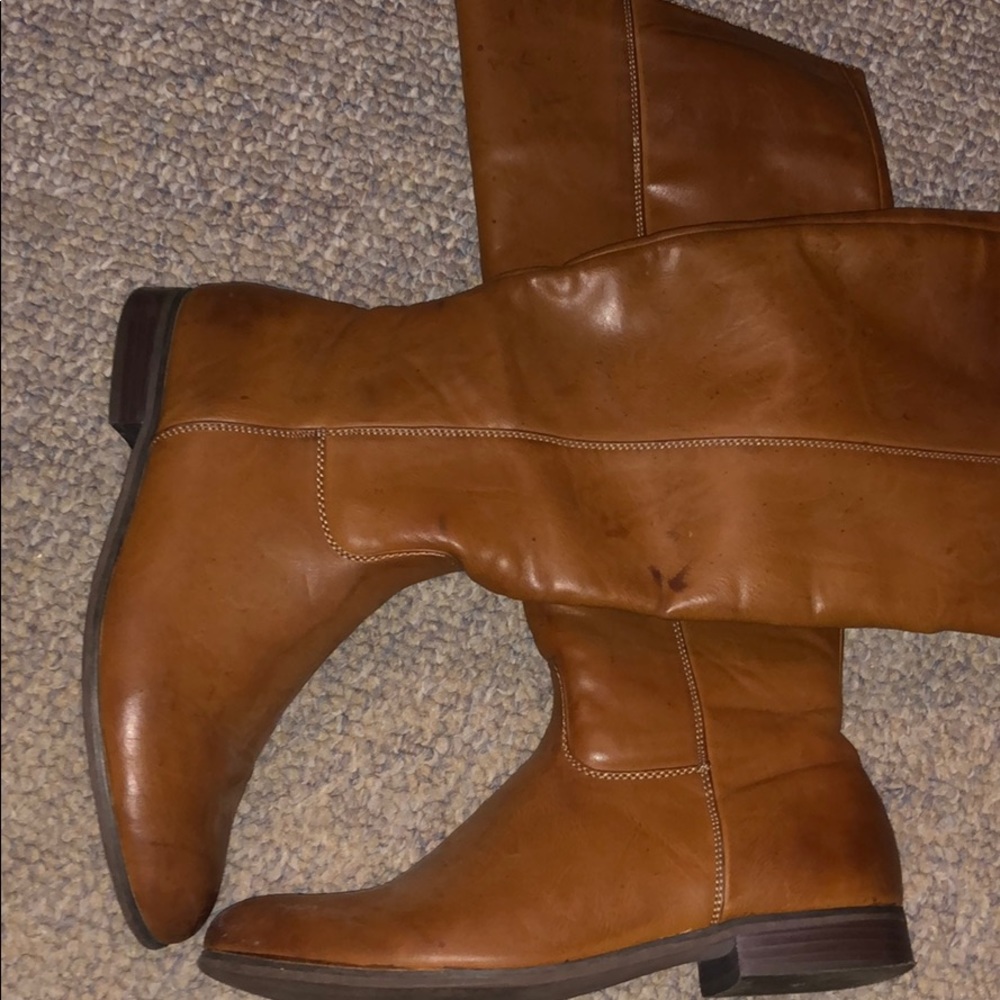 KNEE HIGH FAUX LEATHER BOOTS